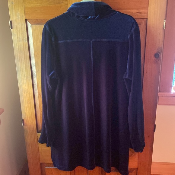 SNOWSKINS stretch velvet tunic - Picture 4 of 9